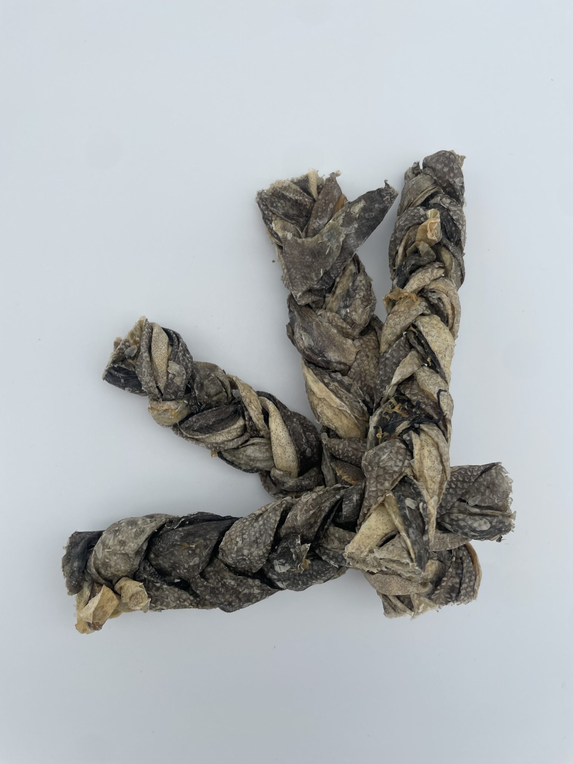 CATDOG Fish Skin Braids | Air Dried | Hypoallergenic | Grain & Gluten Free | 100% Natural - Image 2